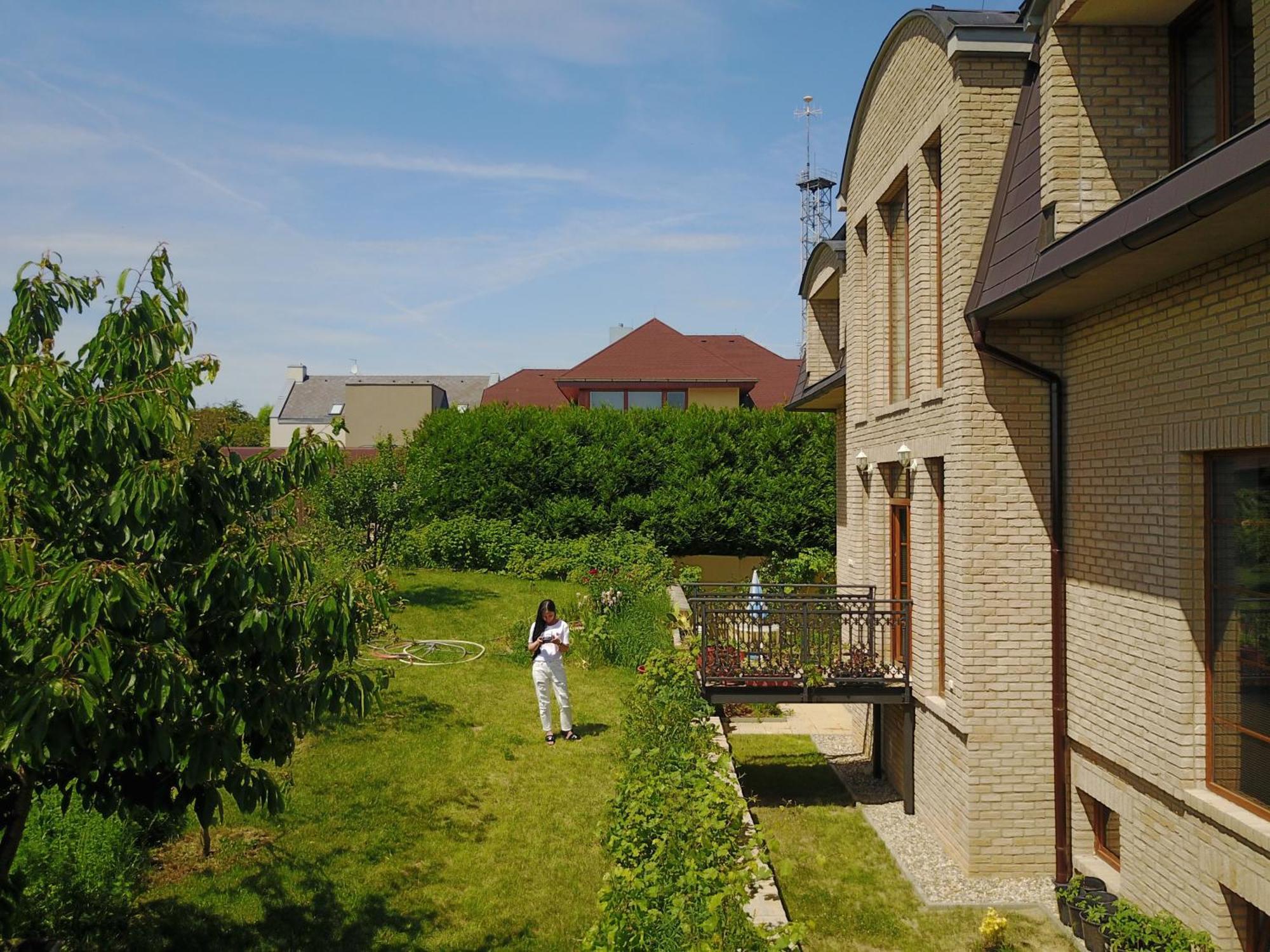 Villa Homestay Nad Helmrovkou - Prague — Photos 3